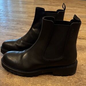 Vagabond Black Leather Ankle Boots